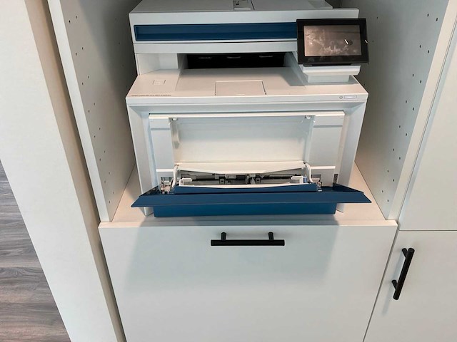Hp mfp 4302 dw kleuren laserprinter - afbeelding 3 van  3