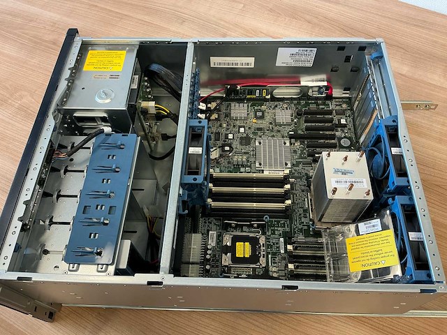 Hp ml350 proliant server - afbeelding 1 van  9