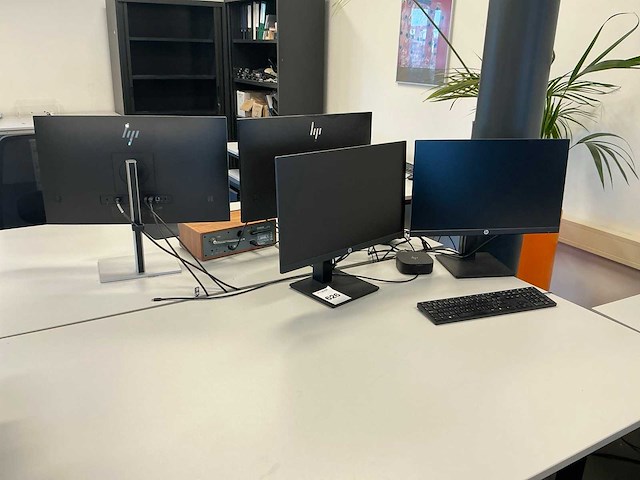 Hp monitor (4x) - afbeelding 1 van  8