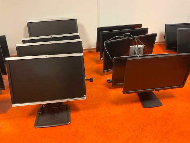 Hp monitor (9x) - afbeelding 1 van  1