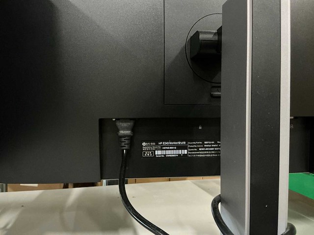 Hp monitoren e243 & e243m (5x) - afbeelding 4 van  4