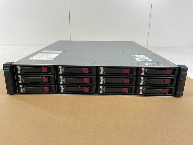 Hp (msa 2040 es lff) - 11x 4 tb sas high-performance rackmount storage - afbeelding 1 van  12