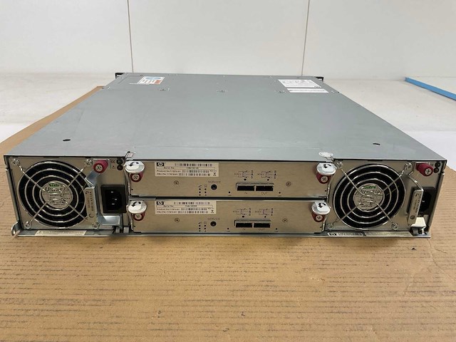 Hp (msa 2040 es lff) - 11x 4 tb sas high-performance rackmount storage - afbeelding 8 van  12