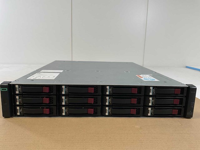 Hp (msa 2040 san) - 12x 4 tb sas dual controller high-performance rackmount storage - afbeelding 1 van  9