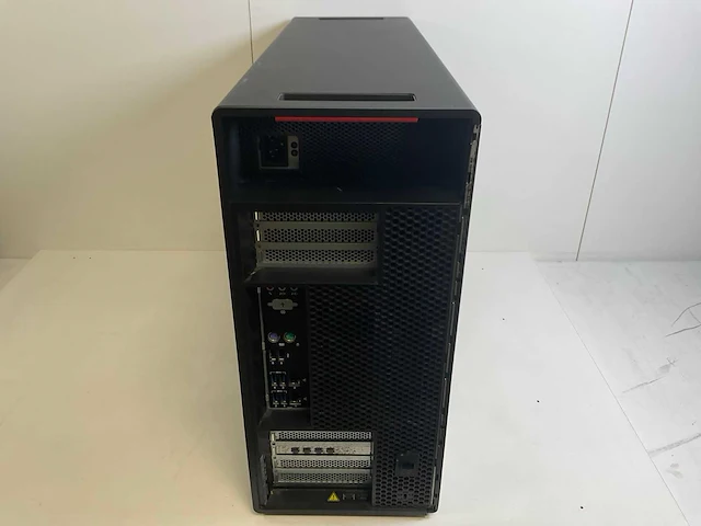 Hp p920, 2x xeon(r) gold 6154, 192 gb ram (12x16gb), 1 tb nvme, nvidia quadro p1000 4 gb workstation - afbeelding 4 van  6