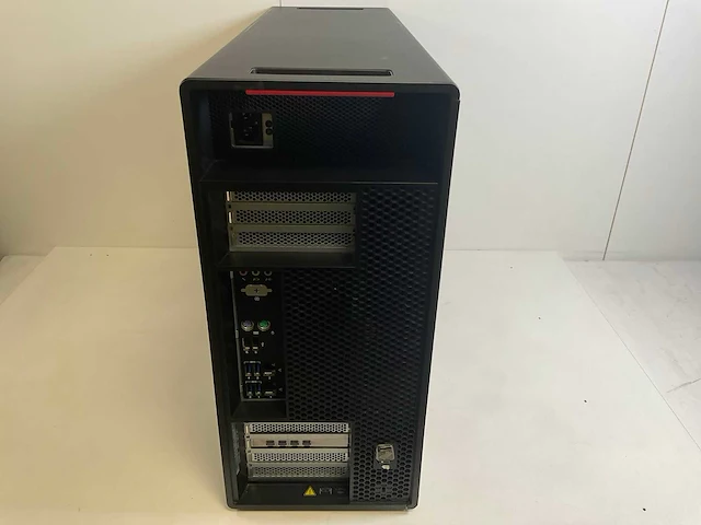 Hp p920, 2x xeon(r) gold 6154, 192 gb ram (12x16gb), 1 tb nvme, nvidia quadro p1000 4 gb workstation - afbeelding 4 van  6
