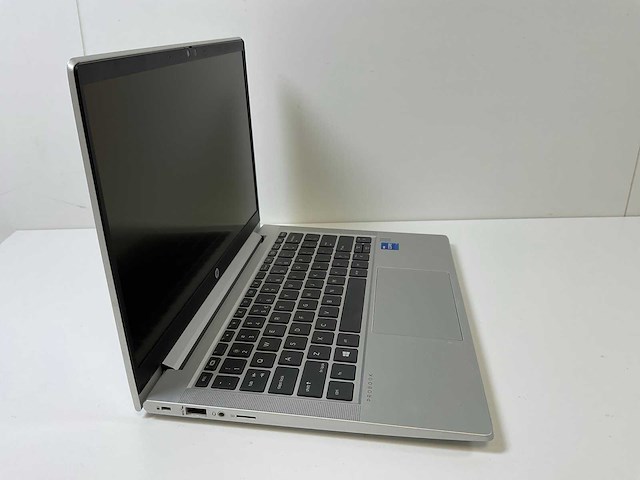 Hp probook 430 g8 13.3”, core(tm) i5 11th gen, 8 gb ram, 256 gb nvme laptop - afbeelding 2 van  6