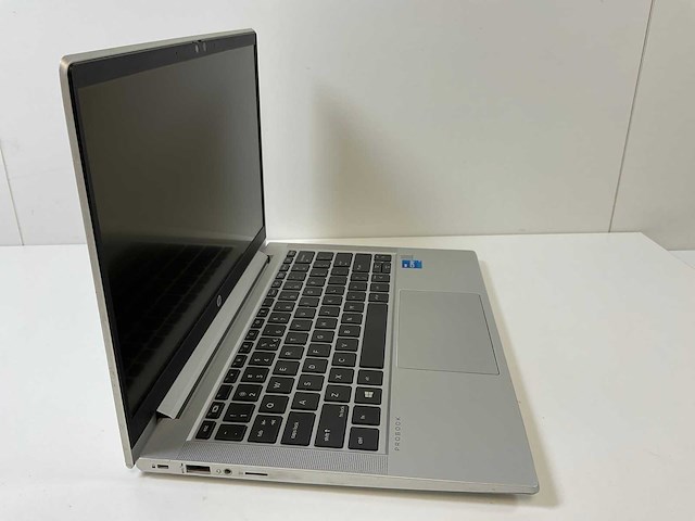 Hp probook 430 g8 13.3”, core(tm) i5 11th gen, 8 gb ram, 256 gb nvme laptop - afbeelding 2 van  6