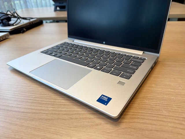 Hp probook 440 g10 zakelijke laptop 14” (zonder hardeschijf) - afbeelding 2 van  4