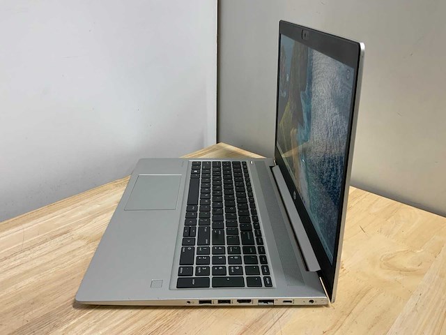 Hp probook 450 g7(i7) laptop - afbeelding 6 van  8