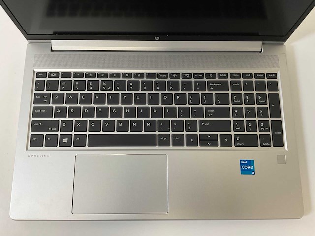 Hp probook 450 g8 15.5”, core(tm) i5 11th gen, 8 gb ram, 256 gb nvme laptop - afbeelding 4 van  7