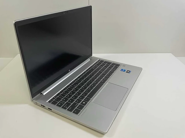 Hp probook 450 g8 15.6”, core(tm) i5 11th gen, 8 gb ram, 256 gb nvme laptop - afbeelding 2 van  7