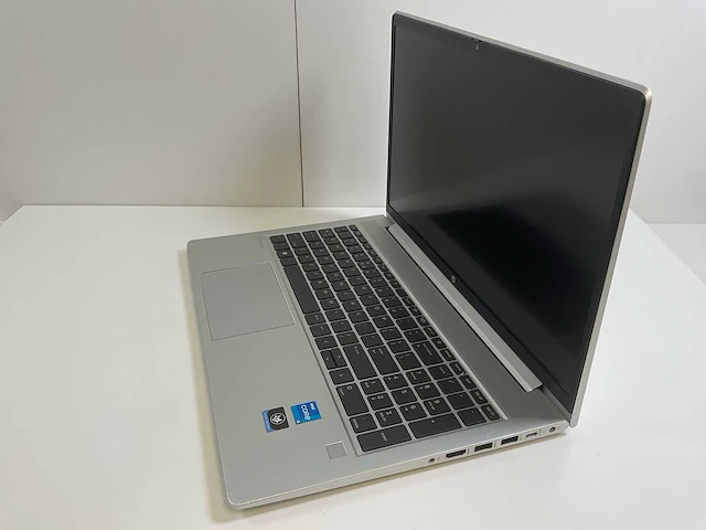 Hp probook 450 g8 15.6”, core(tm) i5 11th gen, 8 gb ram, 256 gb nvme laptop - afbeelding 3 van  7