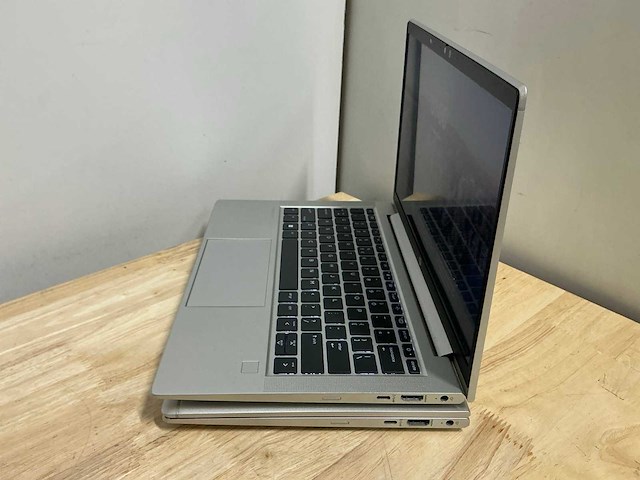 Hp probook 635 aero g8 laptop (2x) - afbeelding 3 van  5