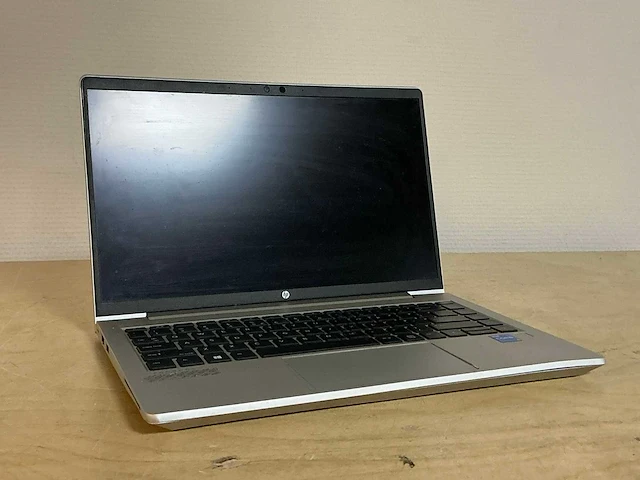 Hp probook 640 g8 (1) laptop - afbeelding 1 van  4