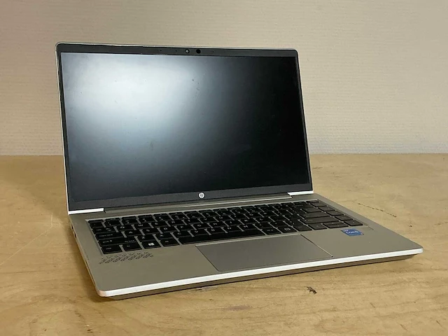Hp probook 640 g8 (1) laptop - afbeelding 1 van  4