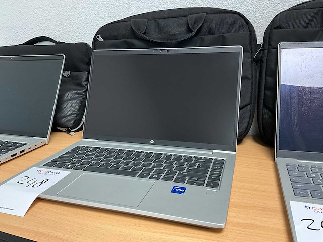 Hp probook 640 g8 laptop - afbeelding 1 van  2