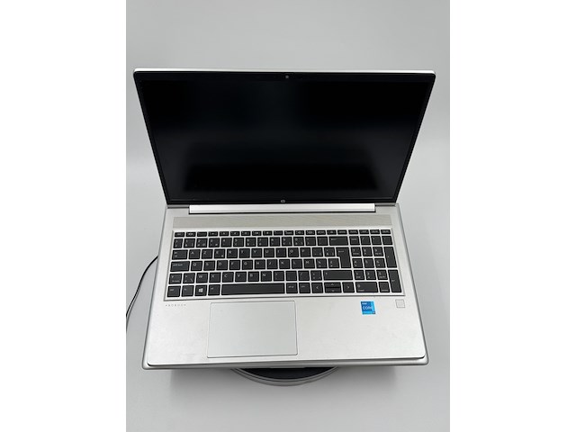 Hp probook 650 g4 (werkend) + hp elitebook 650 g10 (voor reparatie), zilver, 2018-2024 - afbeelding 4 van  7