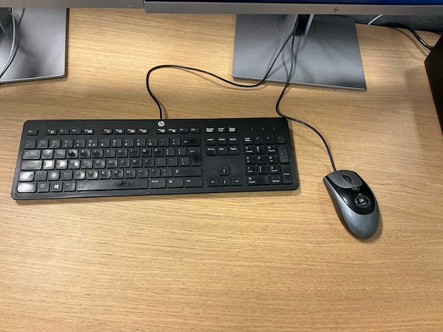 Hp prodesk 400 g6 sff desktop - afbeelding 3 van  5