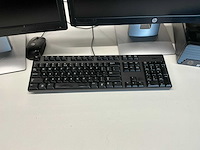 Hp prodesk 400 g7 desktop met monitoren - afbeelding 3 van  6