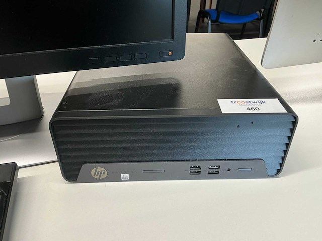Hp prodesk 400 g7 desktop met monitoren - afbeelding 4 van  6