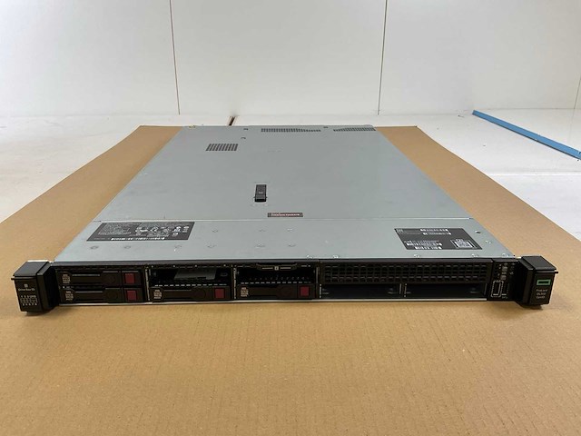 Hp proliant dl360 gen 10, 2x xeon(r) gold 5218, 4x 32 gb ram, 3x 960 gb sas(vk000960wsxh) rack mount chassis - afbeelding 1 van  9