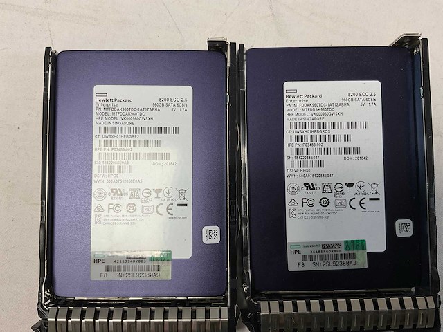 Hp proliant dl360 gen 10, 2x xeon(r) gold 5218, 4x 32 gb ram, 4x 960 gb sas(vk000960wsxh) rack mount chassis - afbeelding 10 van  10