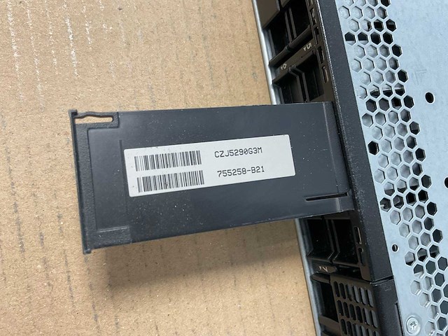 Hp proliant dl360 gen 9, 2x xeon(r) e5-2620 v3, 384 gb ram(24x 16 gb), no hdd, rack mount chassis - afbeelding 10 van  10