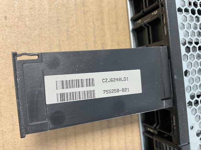 Hp proliant dl360 gen 9, 2x xeon(r) e5-2650 v4, 512 gb ram(16x 32 gb), no hdd, rack mount chassis - afbeelding 10 van  10