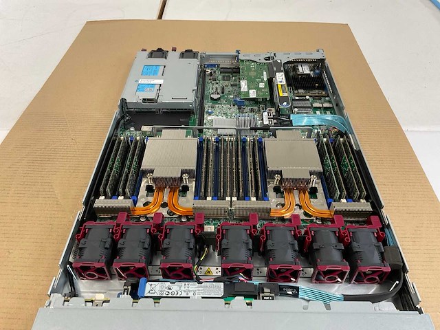 Hp proliant dl360 gen 9, 2x xeon(r) e5-2683 v4, 512 gb ram(16x 32 gb), no hdd, rack mount chassis - afbeelding 2 van  3