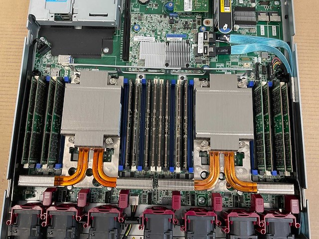 Hp proliant dl360 gen 9, 2x xeon(r) e5-2683 v4, 512 gb ram(16x 32 gb), no hdd, rack mount chassis - afbeelding 3 van  3
