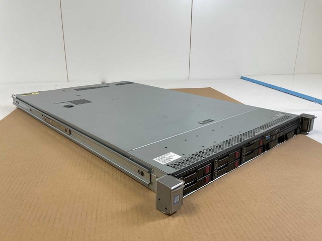 Hp proliant dl360 gen 9, xeon(r) e5-2620 v4, 4x 16 gb ram, 6x 240 gb sas(vk0240gfdkf) rack mount chassis - afbeelding 5 van  11