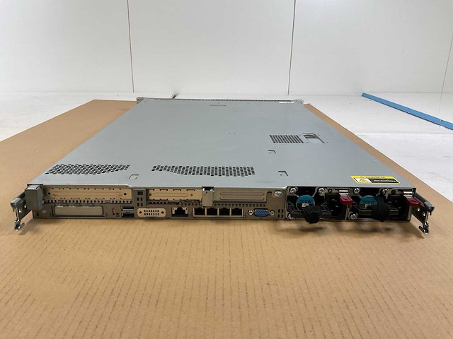 Hp proliant dl360 gen 9, xeon(r) e5-2620 v4, 4x 16 gb ram, 6x 240 gb sas(vk0240gfdkf) rack mount chassis - afbeelding 7 van  11