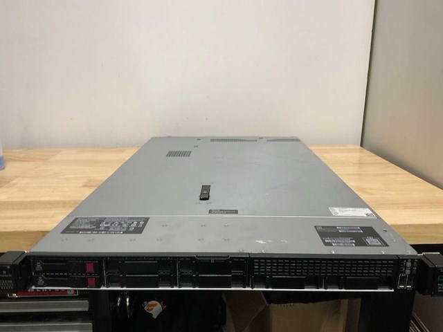 Hp proliant dl360 gen10 (xeon gold) server - afbeelding 1 van  8