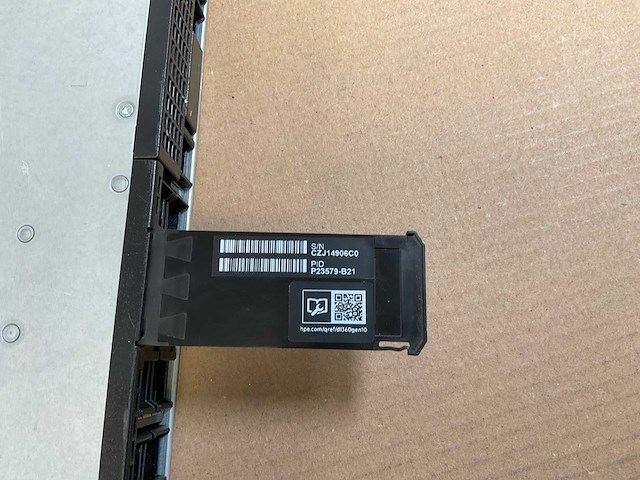 Hp proliant dl360 gen10, xeon(r) silver 4214r, 64 gb ram(2x 32gb), no hdd rack mount chassis - afbeelding 7 van  7