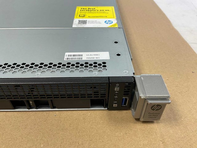Hp (proliant dl360 gen9) - 2x xeon(r) e5-2640 v3, 384 gb ram (24x16gb), 600 gb sas rack mount chassis - afbeelding 2 van  5