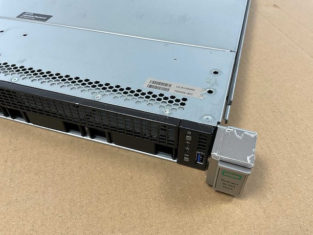 Hp (proliant dl360 gen9) - 2x xeon(r) e5-2670 v3, 384 gb ram (12x32gb), 600 gb sas rack mount chassis - afbeelding 3 van  5