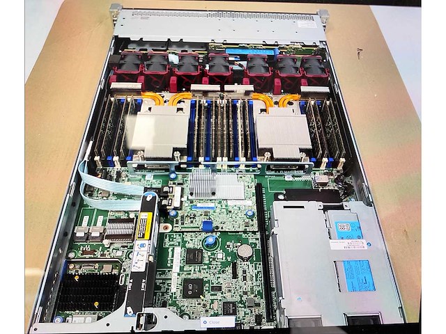 Hp (proliant dl360 gen9) - 2x xeon(r) e5-2683 v4, 512 gb ram (16x32gb), 600 gb sas rack mount chassis - afbeelding 8 van  9