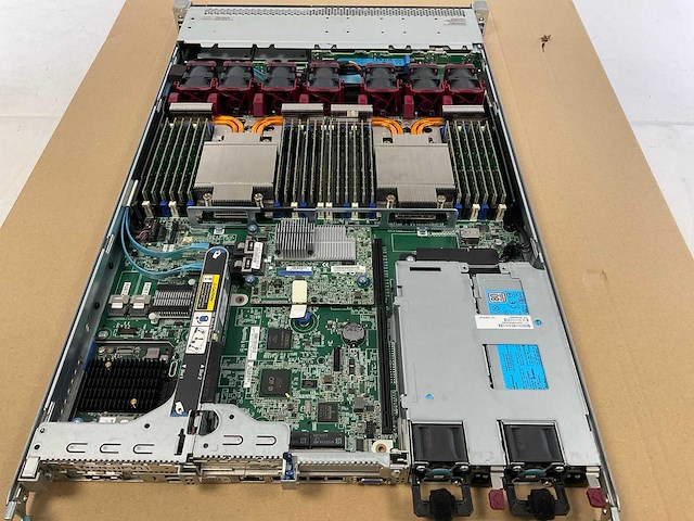 Hp (proliant dl360 gen9) - 2x xeon(r) e5-2698 v4, 768 gb ram (24x32gb), 600 gb sas rack mount chassis - afbeelding 6 van  7