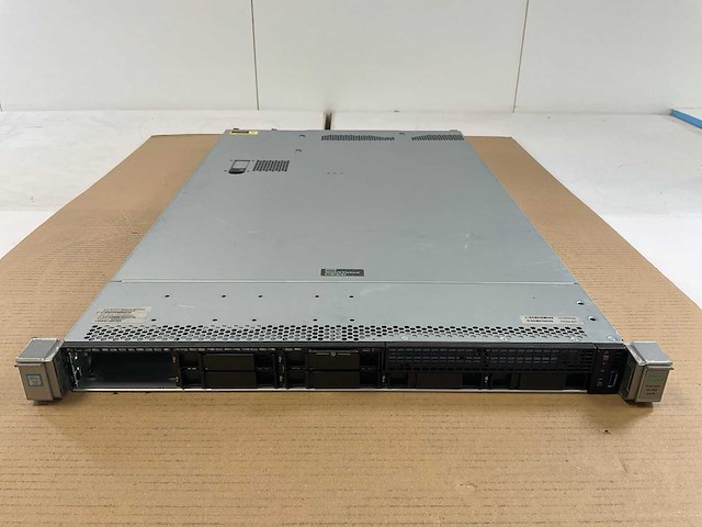 Hp (proliant dl360 gen9) - 2x xeon(r) e5-2698 v4, 768 gb ram (24x32gb), no hdd rack mount chassis - afbeelding 1 van  9