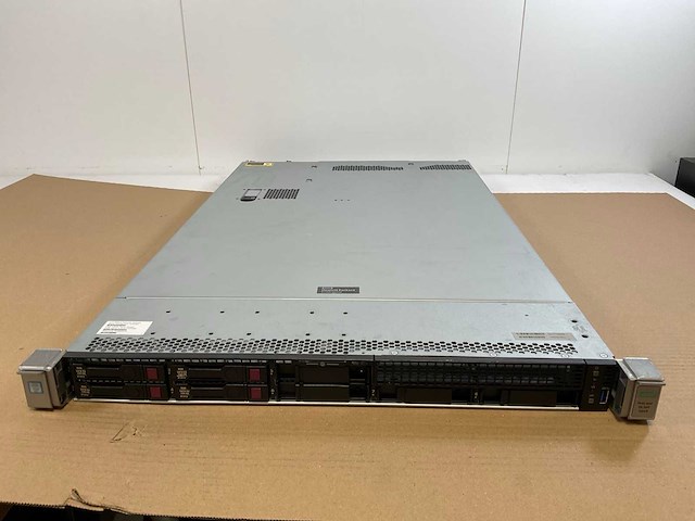 Hp proliant dl360 gen9, 2x xeon(r) e5-2680 v4, 128 gb ram(8x 16gb), 4x 400 gb ssd(ek000400gwepe) rack mount chassis - afbeelding 1 van  10