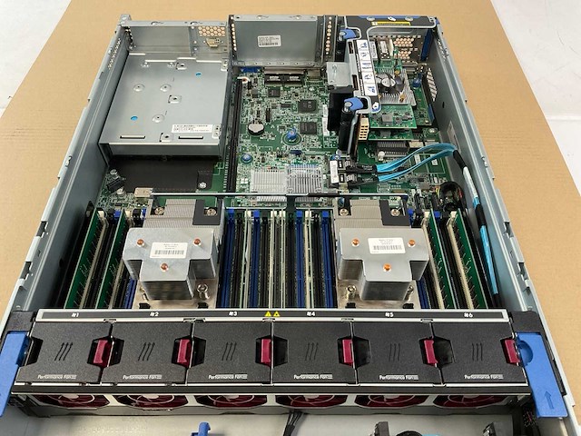 Hp (proliant dl380 gen 9) - 2x xeon(r) e5-2699 v4, 128 gb ram (8x16gb), no hdd rackmount chassis - afbeelding 2 van  3