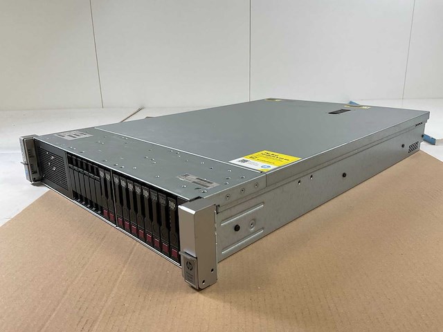 Hp proliant dl380 gen 9, 2x xeon(r) e5-2667 v3, 16x 16 gb ram, 2x 147 gb sas(eh0146fcbvb) - 8x 600 gb sas(eg000600jwjnp) rack mount chassis - afbeelding 10 van  15
