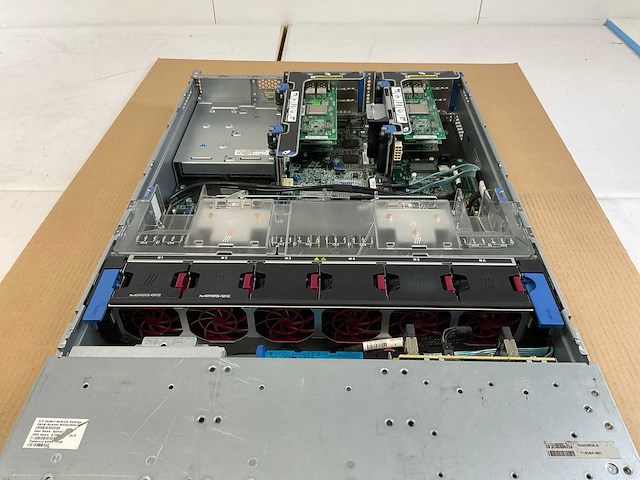 Hp proliant dl380 gen 9, 2x xeon(r) e5-2680 v3, 16x 16 gb ram, 2x 300 gb ssd(vk0300gduqv) rack mount chassis - afbeelding 7 van  9
