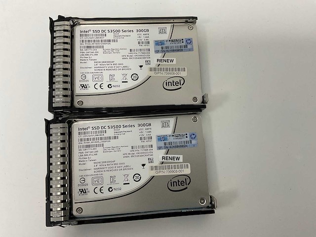 Hp proliant dl380 gen 9, 2x xeon(r) e5-2680 v3, 16x 16 gb ram, 2x 300 gb ssd(vk0300gduqv) rack mount chassis - afbeelding 9 van  9