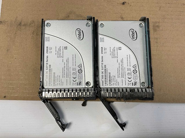 Hp (proliant dl380 gen9) - 2x xeon(r) e5-2650 v3, 128 gb ram (8x16gb), 2 tb ssd rack mount chassis - afbeelding 2 van  2