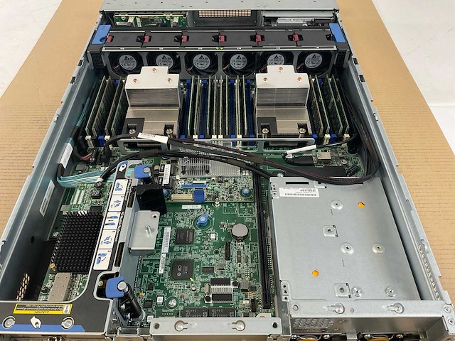 Hp (proliant dl380 gen9) - 2x xeon(r) e5-2670 v3, 256 gb ram (16x16gb), 1.5 tb sas rack mount chassis - afbeelding 9 van  10