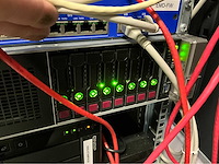 Hp proliant dl380 gen9 server - afbeelding 2 van  4