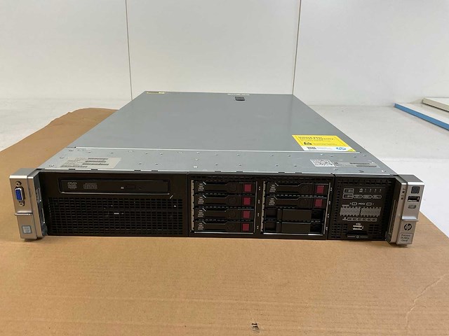 Hp proliant dl380p gen8, 2x xeon(r) e5-2670, 32 gb ram(8x 4 gb), 6x 300 gb sas(eg0300fbvfl) rack mount chassis - afbeelding 1 van  12