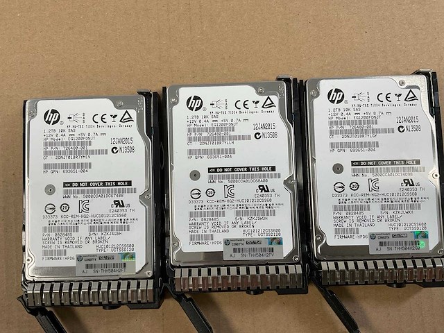 Hp proliant dl380p gen8, xeon(r) e5-2640, 4x 4 gb ram, 2x 300 gb sas(eg0300fcvbf) - 6x 1.2 tb sas(eg1200fdnjt) rack mount chassis - afbeelding 3 van  12